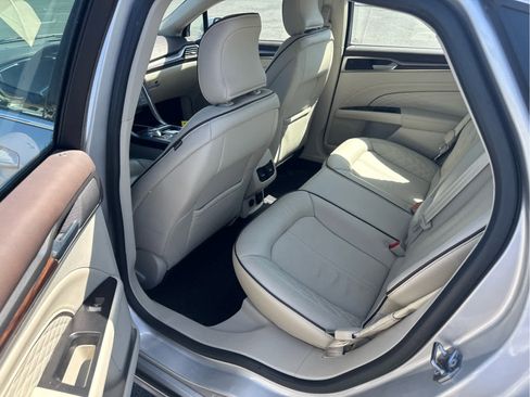 Certified 2017 Ford Fusion Platinum AWD/4WD image 10