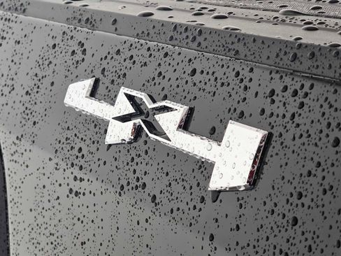 New 2026 GMC Sierra 1500 Elevation image 15