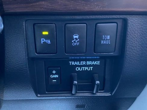 Used 2019 Toyota Tundra Limited image 49