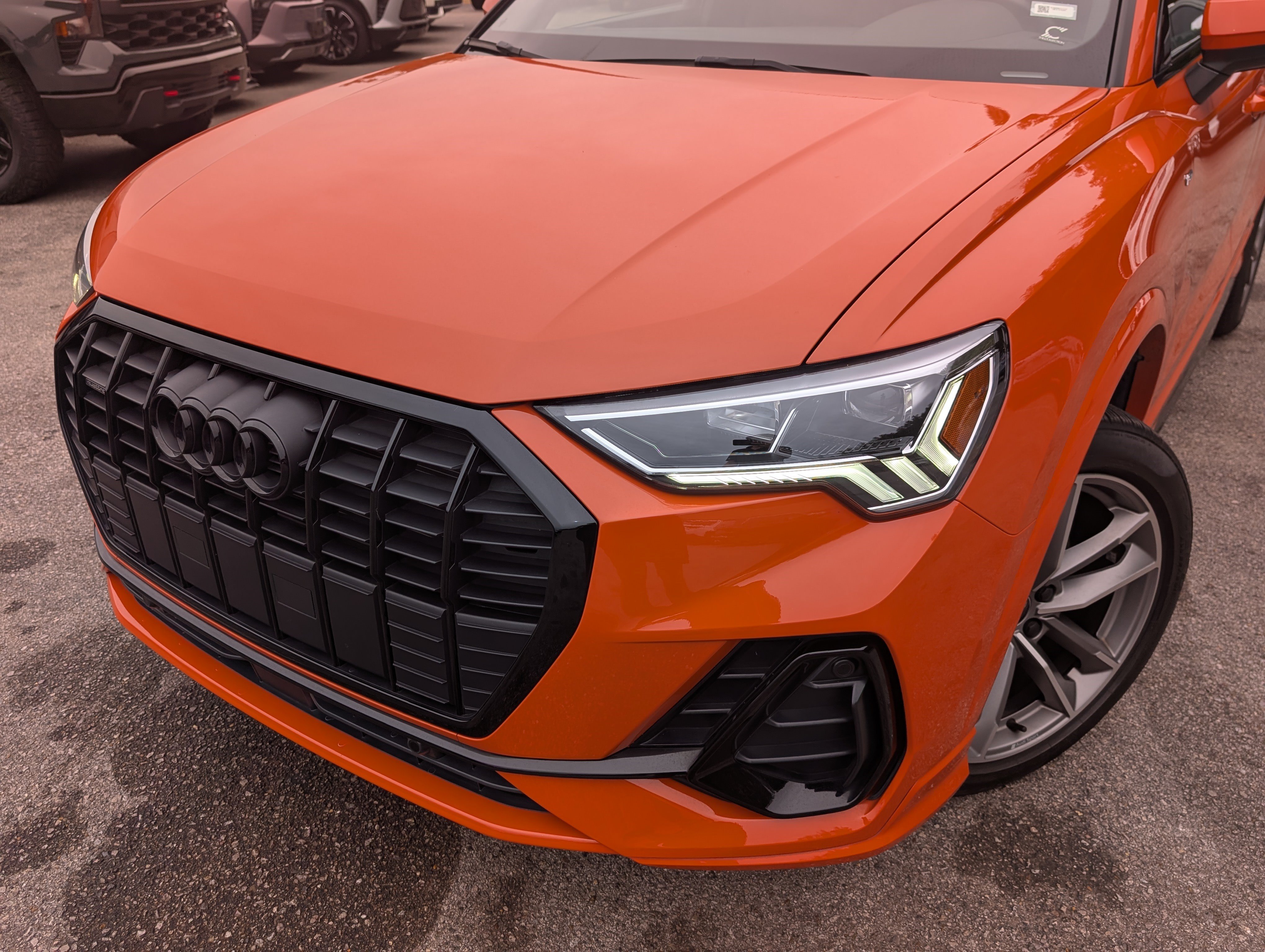 Used 2024 Audi Q3 2.0T Premium w/ Convenience Package AWD/4WD image 13