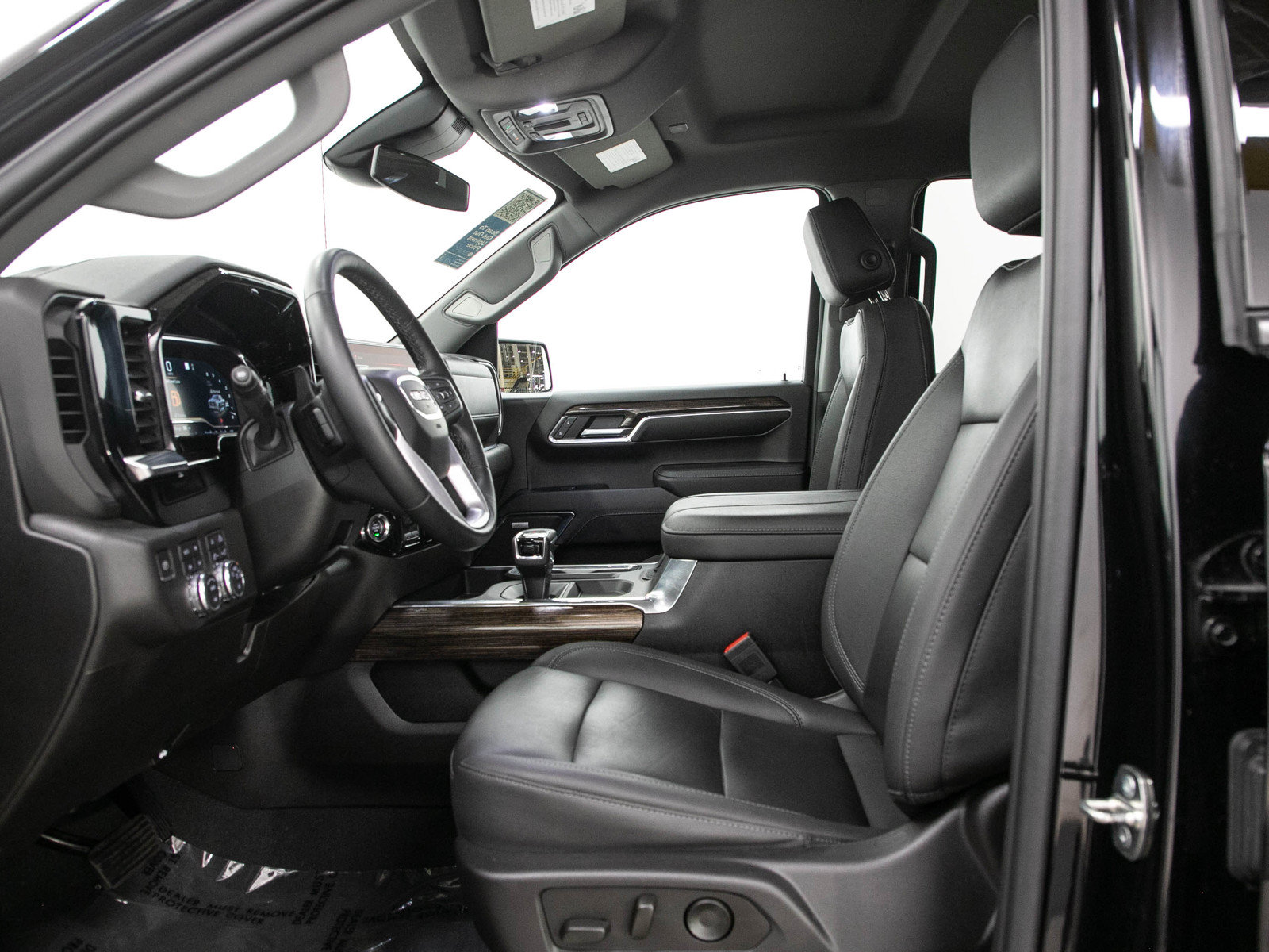 Used 2023 GMC Sierra 1500 Elevation w/ Elevation Premium Package AWD/4WD image 22