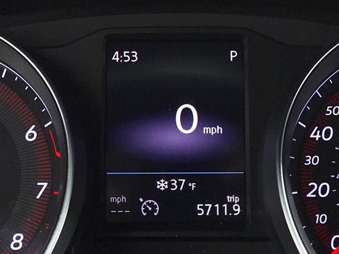 Used 2019 Volkswagen Arteon SE image 16