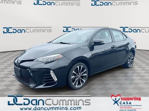 Used 2017 Toyota Corolla SE w/ Carpet Mat Package (TMS) FWD image 1