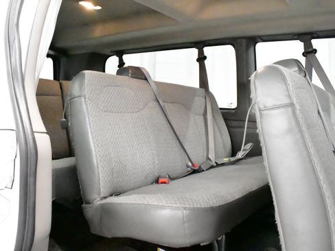 Used 2023 Chevrolet Express 3500 LS image 21