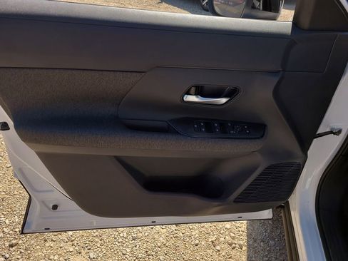 New 2026 Nissan Kicks SV FWD image 13