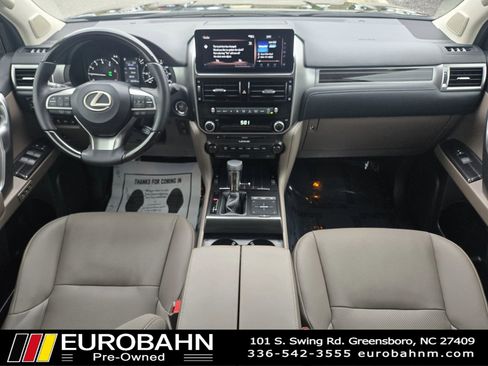 Used 2023 Lexus GX 460 Premium AWD/4WD image 16