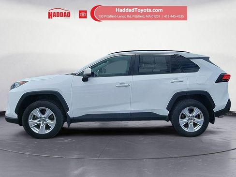 Used 2021 Toyota RAV4 XLE w/ Convenience Package AWD/4WD image 2