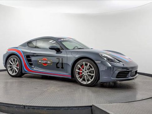 Used 2017 Porsche 718 Cayman S image 11