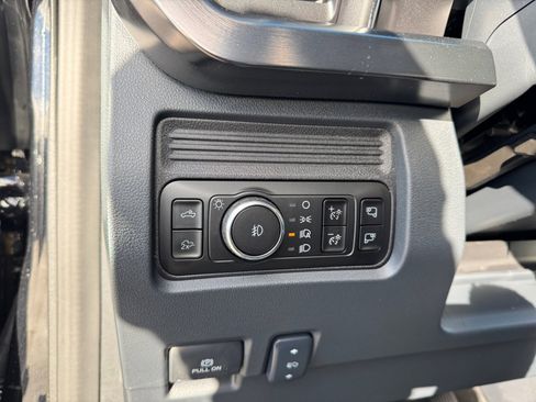 New 2026 Ford F250 Lariat w/ Lariat Ultimate Package image 31