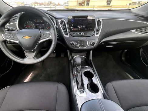 Used 2024 Chevrolet Malibu LT image 13