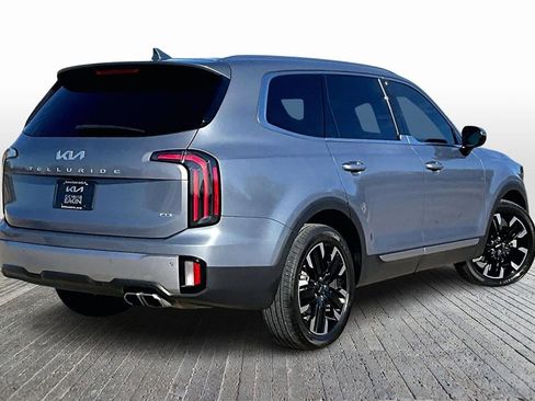 Used 2023 Kia Telluride SX image 2