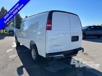 New 2025 Chevrolet Express 2500 w/ Driver Convenience Package RWD video 3