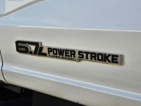 Used 2023 Ford F250 Lariat w/ Chrome Package image 33