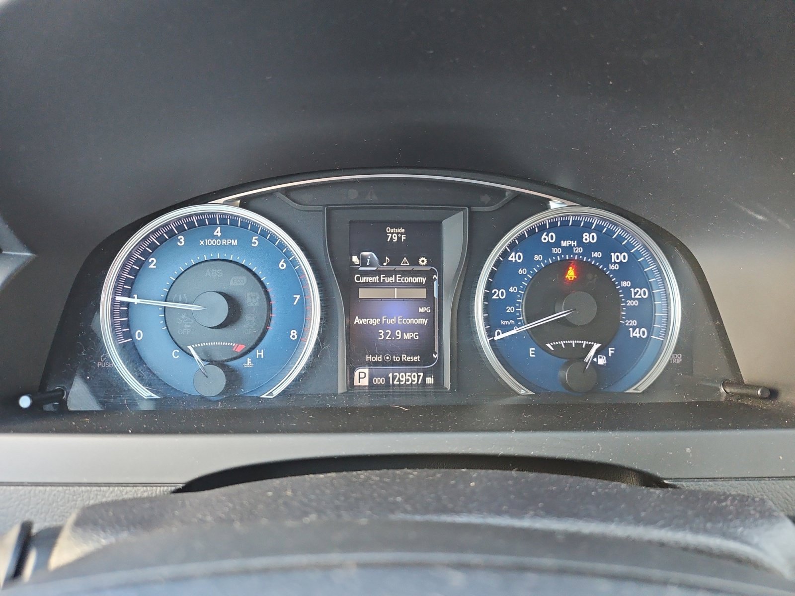 Used 2015 Toyota Camry XLE FWD image 24