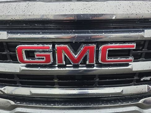 Used 2023 GMC Terrain AT4 image 35