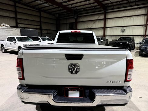 Used 2022 RAM 2500 Tradesman w/ Chrome Appearance Group AWD/4WD image 6