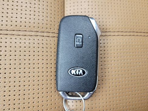 Used 2021 Kia Telluride SX w/ Towing Package AWD/4WD image 32