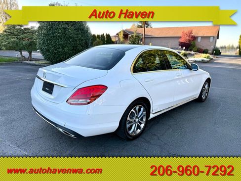Used 2015 Mercedes-Benz C 300 Sedan image 4