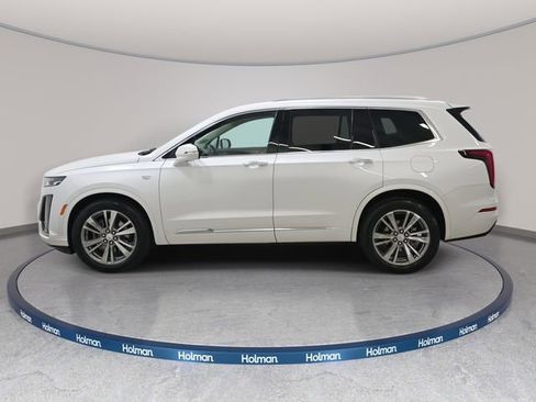 Used 2024 Cadillac XT6 Premium Luxury image 9