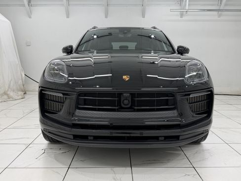Certified 2024 Porsche Macan S AWD/4WD image 9