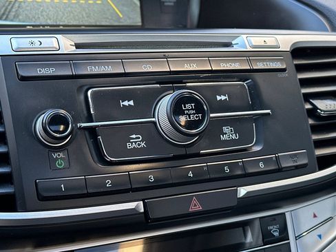 Used 2013 Honda Accord EX image 21