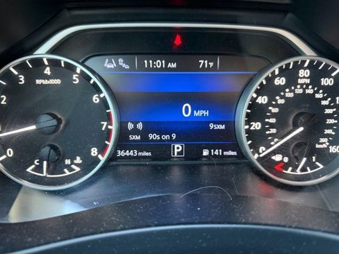 Used 2022 Nissan Murano S image 11