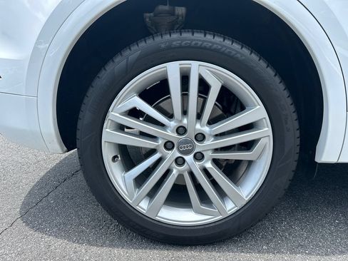 Used 2018 Audi Q5 Prestige w/ Prestige Package AWD/4WD image 19