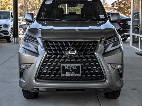Used 2023 Lexus GX 460 Premium image 2
