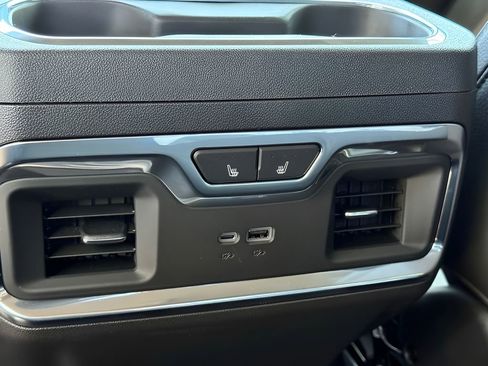 New 2026 GMC Sierra 1500 Denali w/ Denali Reserve Package AWD/4WD image 14