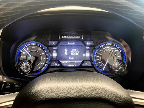 Used 2021 RAM 1500 Limited AWD/4WD image 26