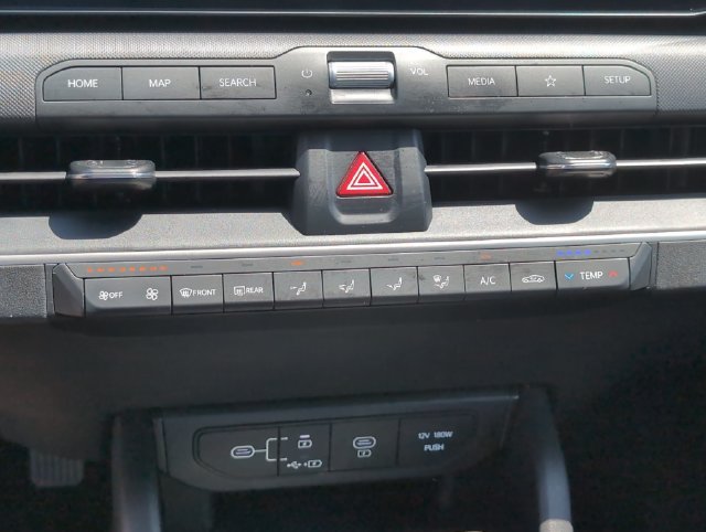Used 2025 Kia K4 FWD image 19