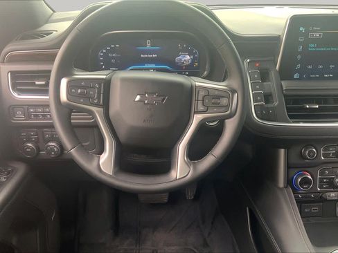 Used 2023 Chevrolet Tahoe Z71 w/ Luxury Package AWD/4WD image 6