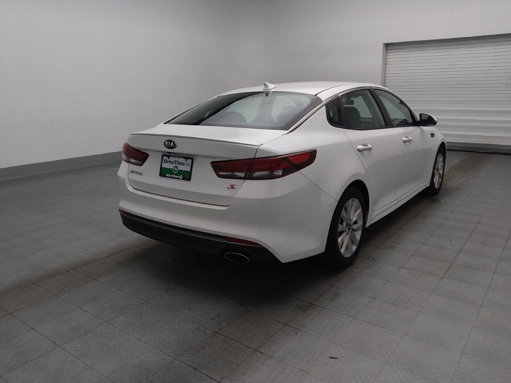 Used 2018 Kia Optima S FWD image 9