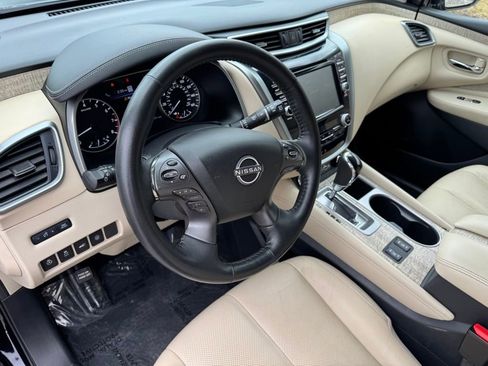Used 2023 Nissan Murano SL w/ SL Moonroof Package image 17