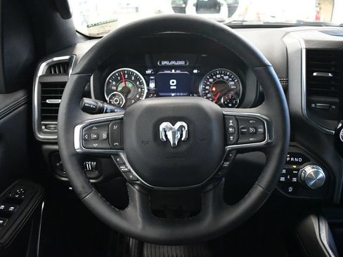 Used 2025 RAM 1500 Laramie AWD/4WD image 31