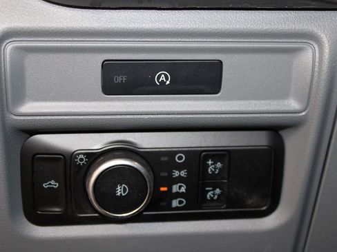 Used 2025 Ford F150 XLT w/ Equipment Group 301A Standard image 32