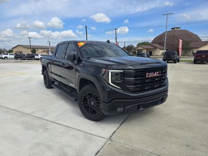 Used 2022 GMC Sierra 1500 Elevation