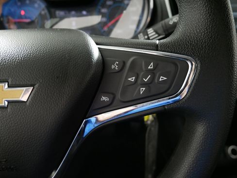 Used 2017 Chevrolet Cruze LT image 27