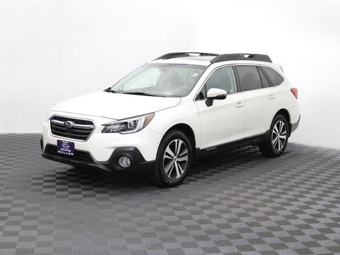 Used 2019 Subaru Outback 2.5i Limited w/ Popular Package #2 AWD/4WD image 5
