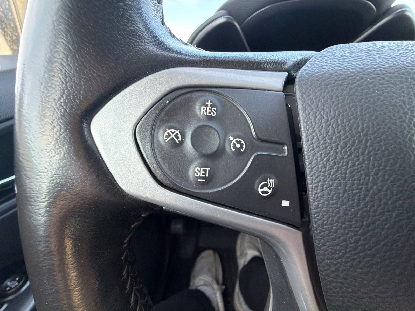 Used 2021 Chevrolet Colorado ZR2 AWD/4WD image 17