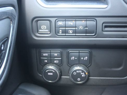 Used 2023 Chevrolet Tahoe RST w/ RST Performance Edition AWD/4WD image 47