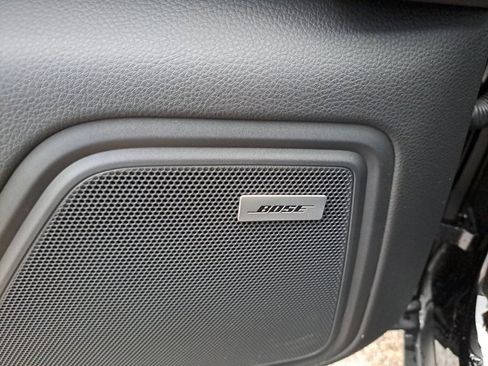 Certified 2026 Porsche Macan image 25