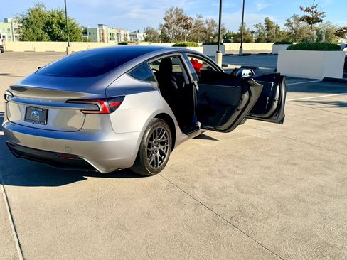 Used 2025 Tesla Model 3 RWD image 25