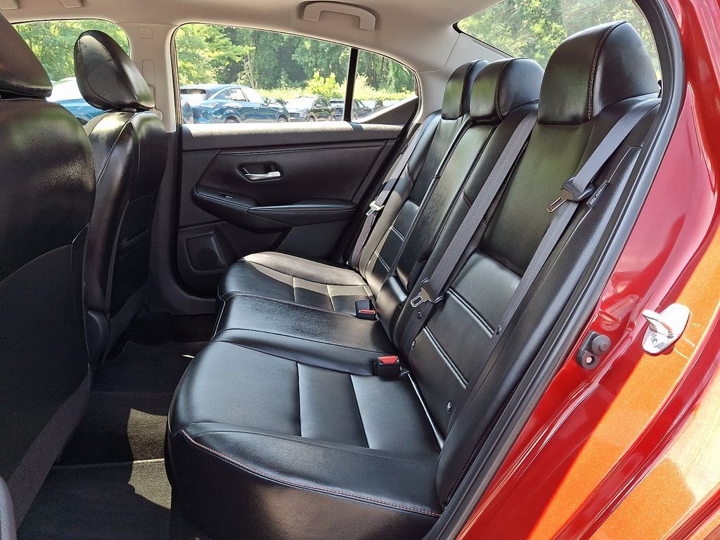 Certified 2023 Nissan Sentra SR w/ SR Premium Package FWD image 11