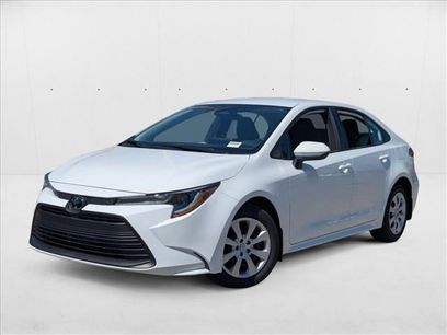New 2025 Toyota Corolla LE