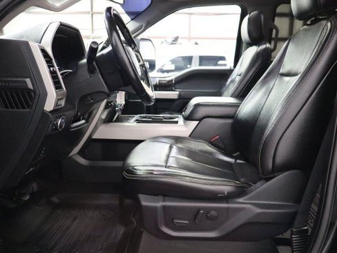 Used 2021 Ford F250 Lariat w/ Lariat Value Package AWD/4WD image 6