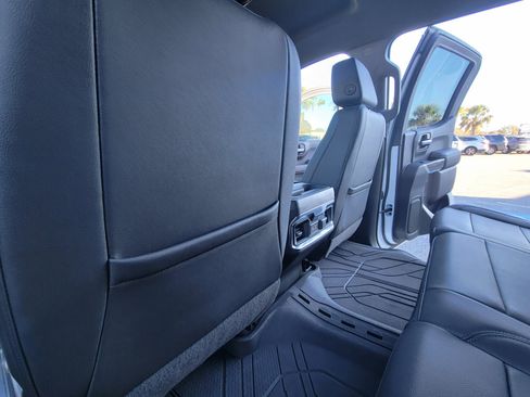 Used 2022 Chevrolet Silverado 1500 LTZ image 37