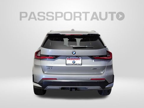 Used 2025 BMW X1 xDrive28i w/ Convenience Package image 3