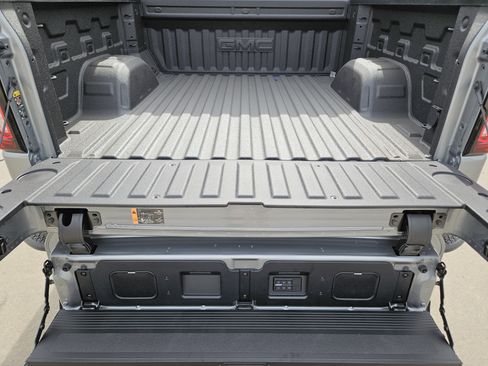 New 2026 GMC Sierra 1500 AT4X image 22