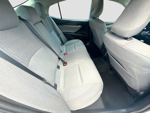 Used 2025 Toyota Camry LE FWD image 28